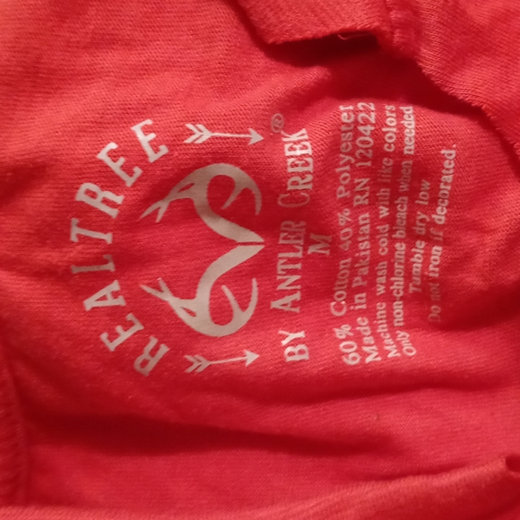 Men's Sleeveless Realtree Shirt - Picture 6 of 6